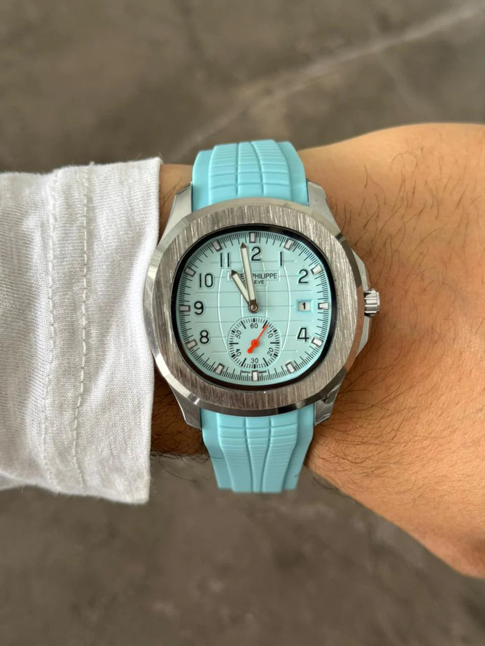 Reloj Ptk 2026 Goma Azul Cielo con Tablero Azul Cielo Plateado | Luxury Sky Blue Edition