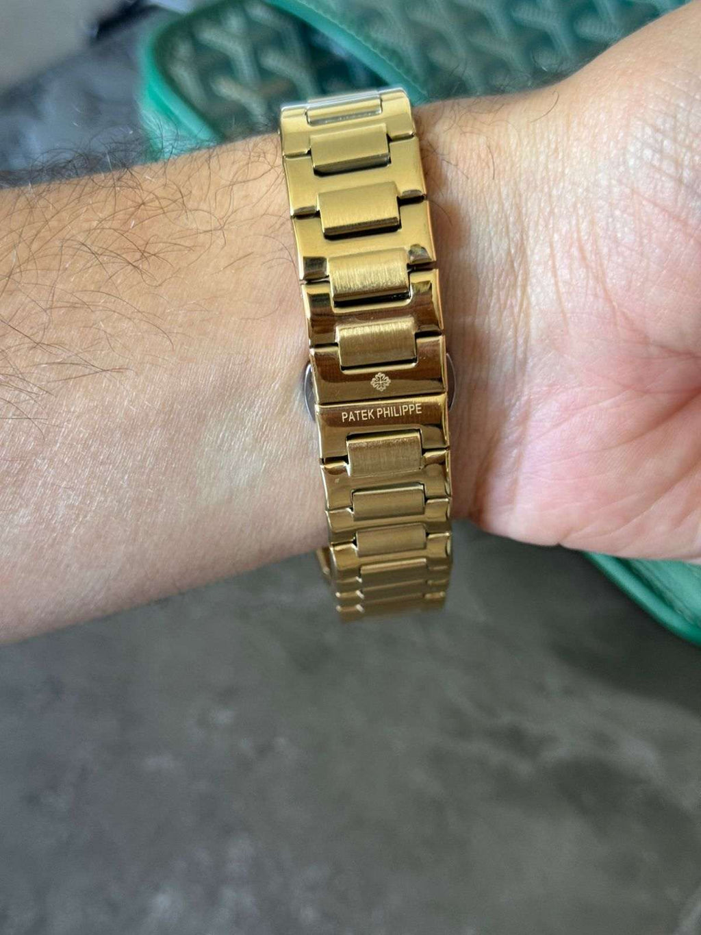 Reloj Ptk Árabe Dorado con Tablero Dorado | Luxury Full Gold Premium