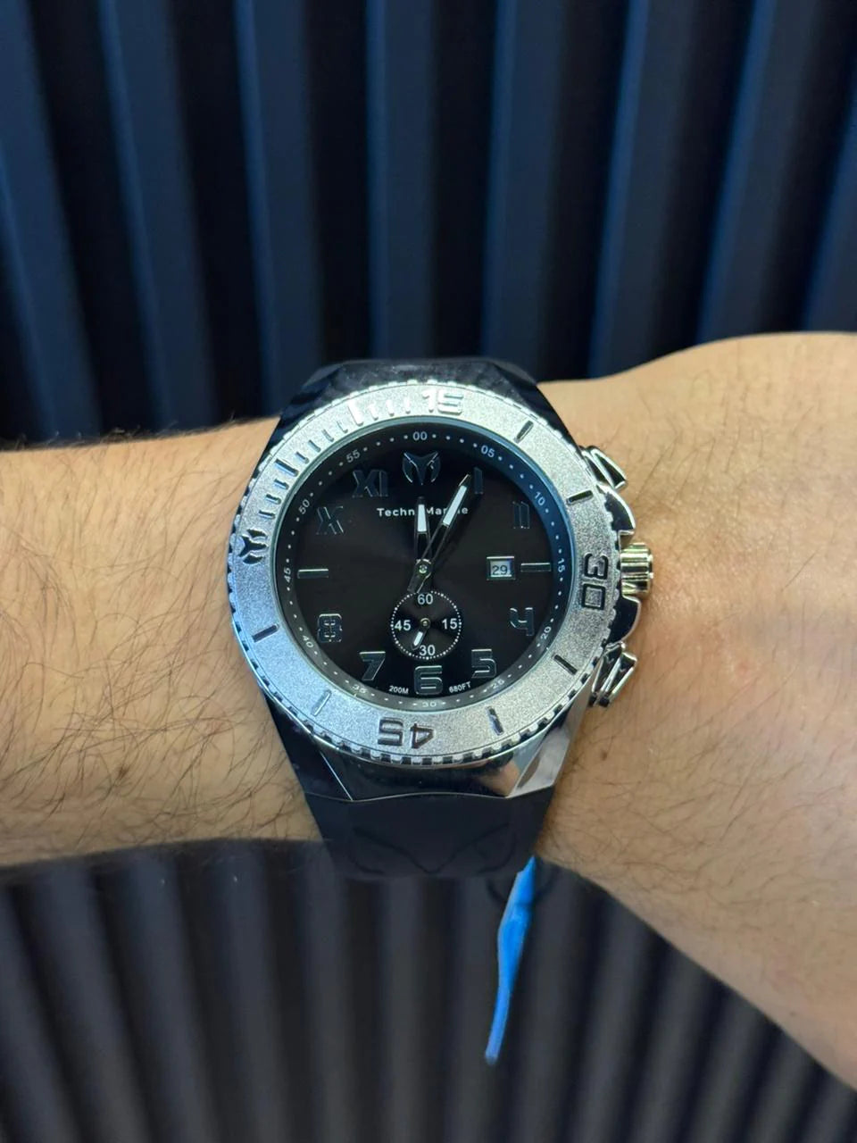 Reloj Tchmrn New Negro con Esfera Negro Plateado | Sport Luxury con Calendario y Pulso en Silicona