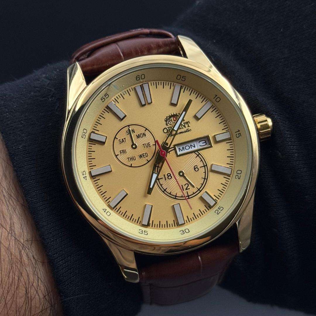 Reloj Cronógrafo Dorado con Cuero Café | Estilo Luxury Clásico Premium