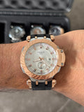 Reloj con Correa Negra y Esfera Plateada con Detalles Oro Rosa | Estilo Elegante Moderno