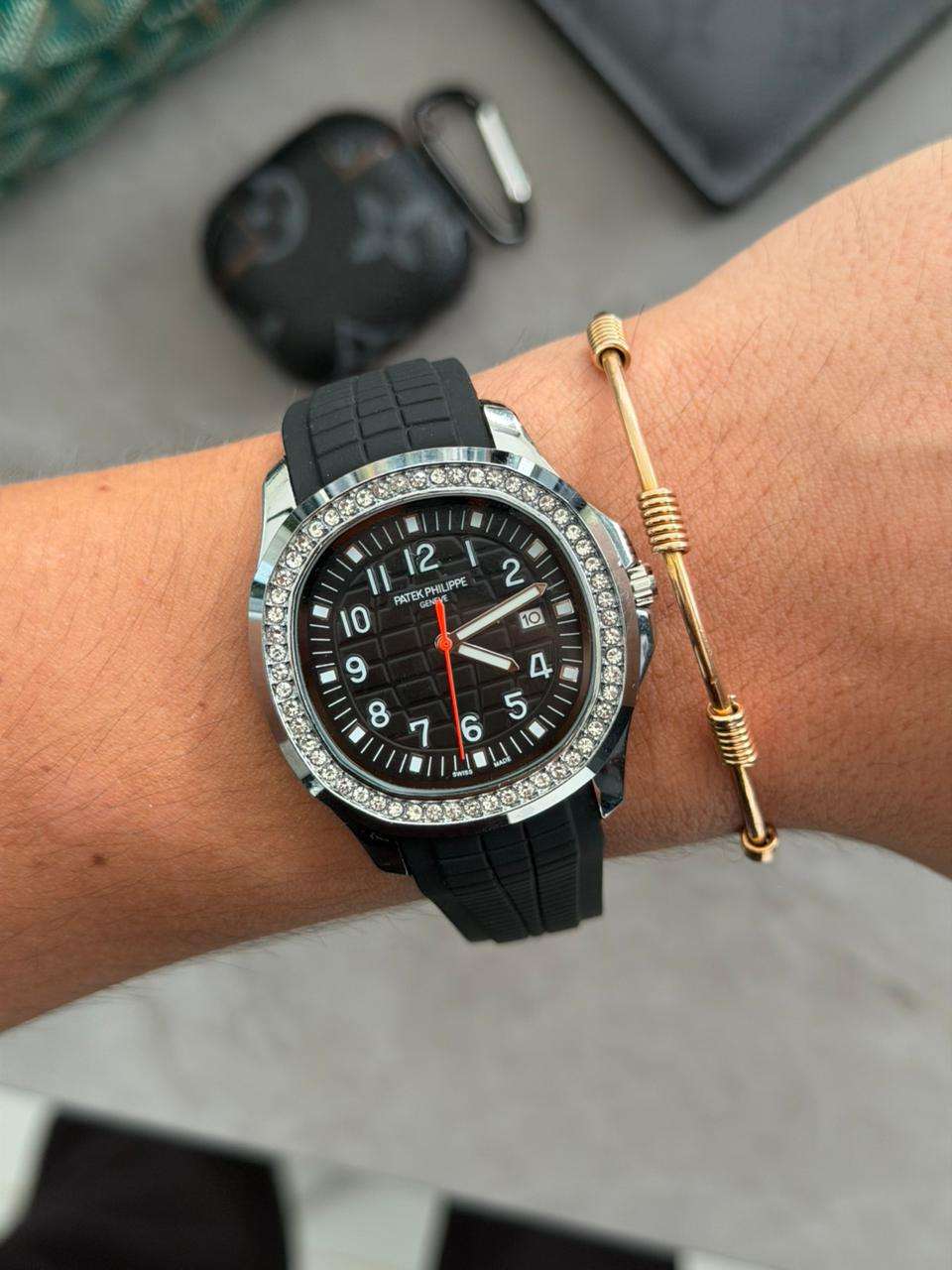 Reloj Ptk Circones Goma Negra con Tablero Negro Plateado | Luxury Black Silver Edition