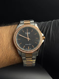Reloj Bicolor Oro Rosa con Esfera Negra y Detalle Diamond | Estilo Luxury Elegante Premium