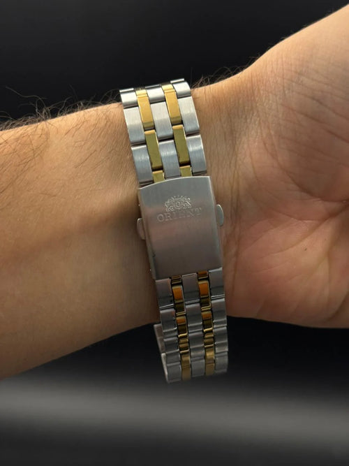 Reloj Bicolor Dorado con Esfera Negra | Estilo Luxury Elegante