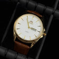 Reloj Cuero Café con Esfera Blanca y Detalles Dorados | Estilo Luxury Clásico Elegante