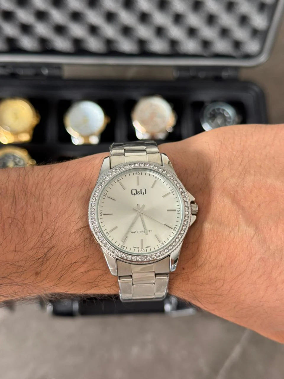 Reloj Plateado Completo con Detalle Diamond | Estilo Luxury Elegante Minimalista