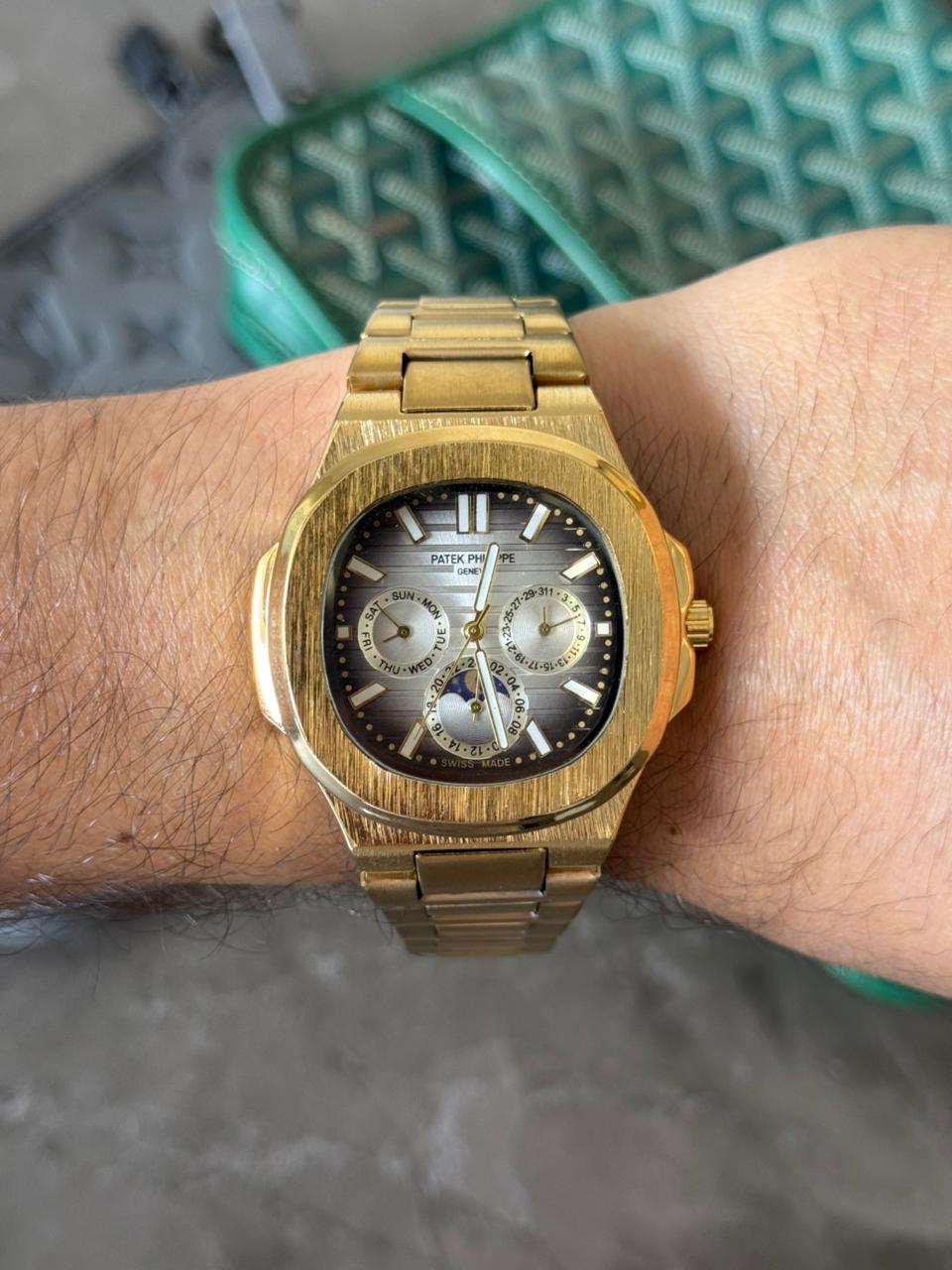 Reloj Ptk Funcional Dorado con Tablero Gris | Luxury Deportivo Premium