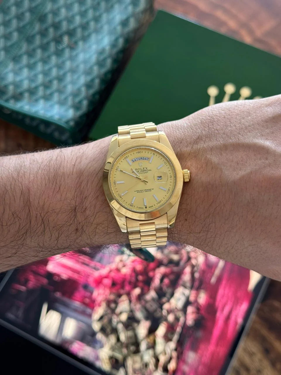 Reloj Dorado Completo con Esfera Dorada | Estilo Luxury Premium