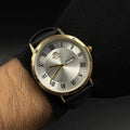 Reloj Cuero Negro con Esfera Plateada y Detalles Dorados | Estilo Luxury Elegante
