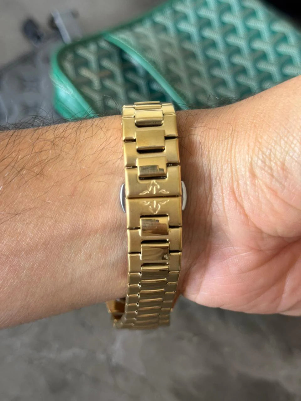 Reloj Ptk 2026 Dorado con Tablero Dorado | Gold Luxury Executive Edition