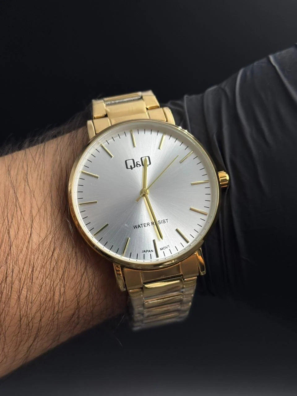 Reloj Dorado con Esfera Plateada | Estilo Luxury Clásico Elegante 2025