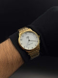 Reloj Dorado con Esfera Blanca QYQ 12H | Luxury Elegante y Versátil