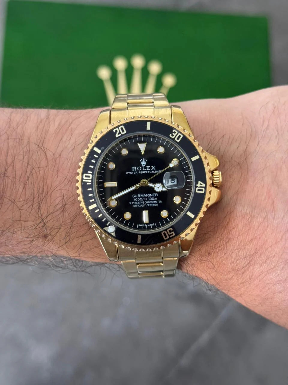 Reloj Submariner Dorado con Esfera Negra y Bisel Negro | Estilo Deportivo Luxury Premium