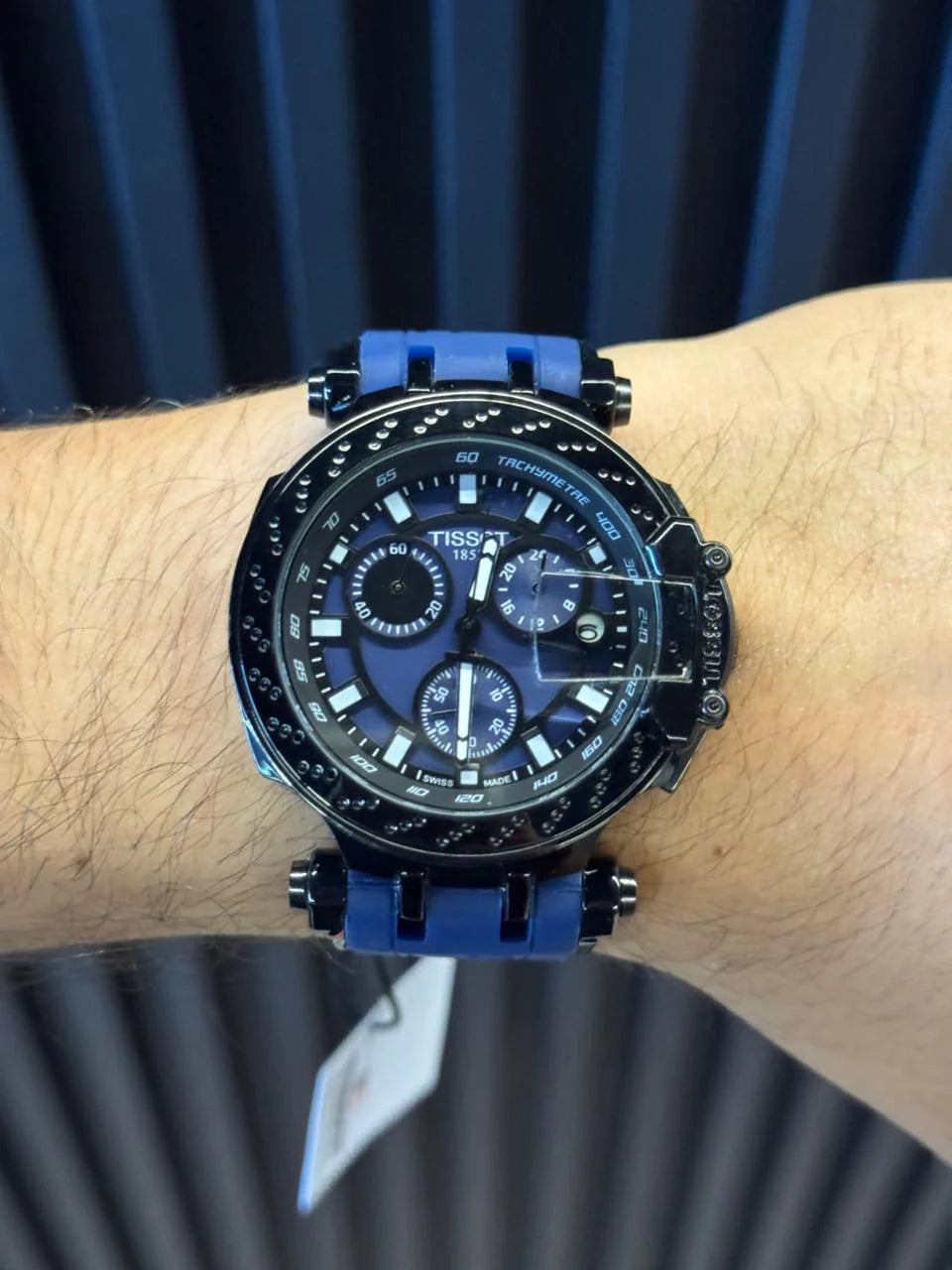 Reloj Deportivo Goma Azul con Esfera Azul y Negro | Estilo Moderno Premium