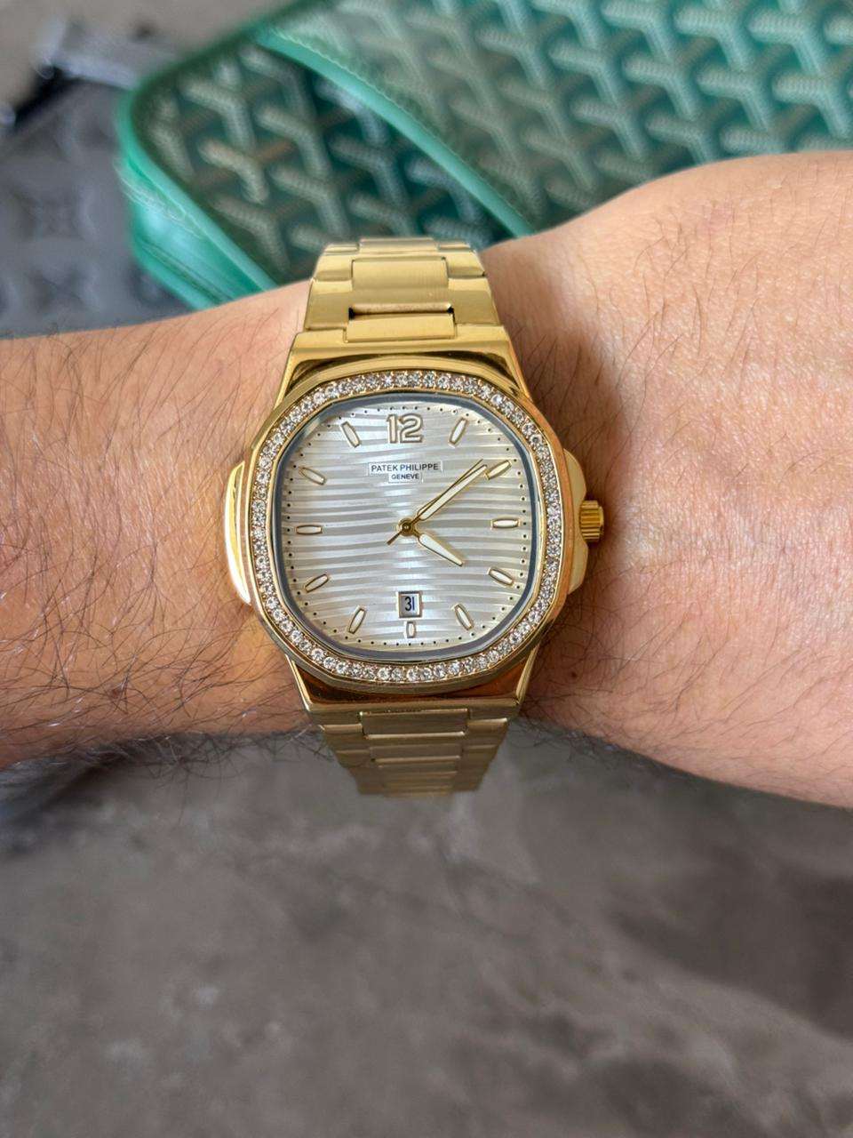 Reloj Ptk 2026 Circones Dorado con Tablero Plateado | Luxury Gold Silver Premium