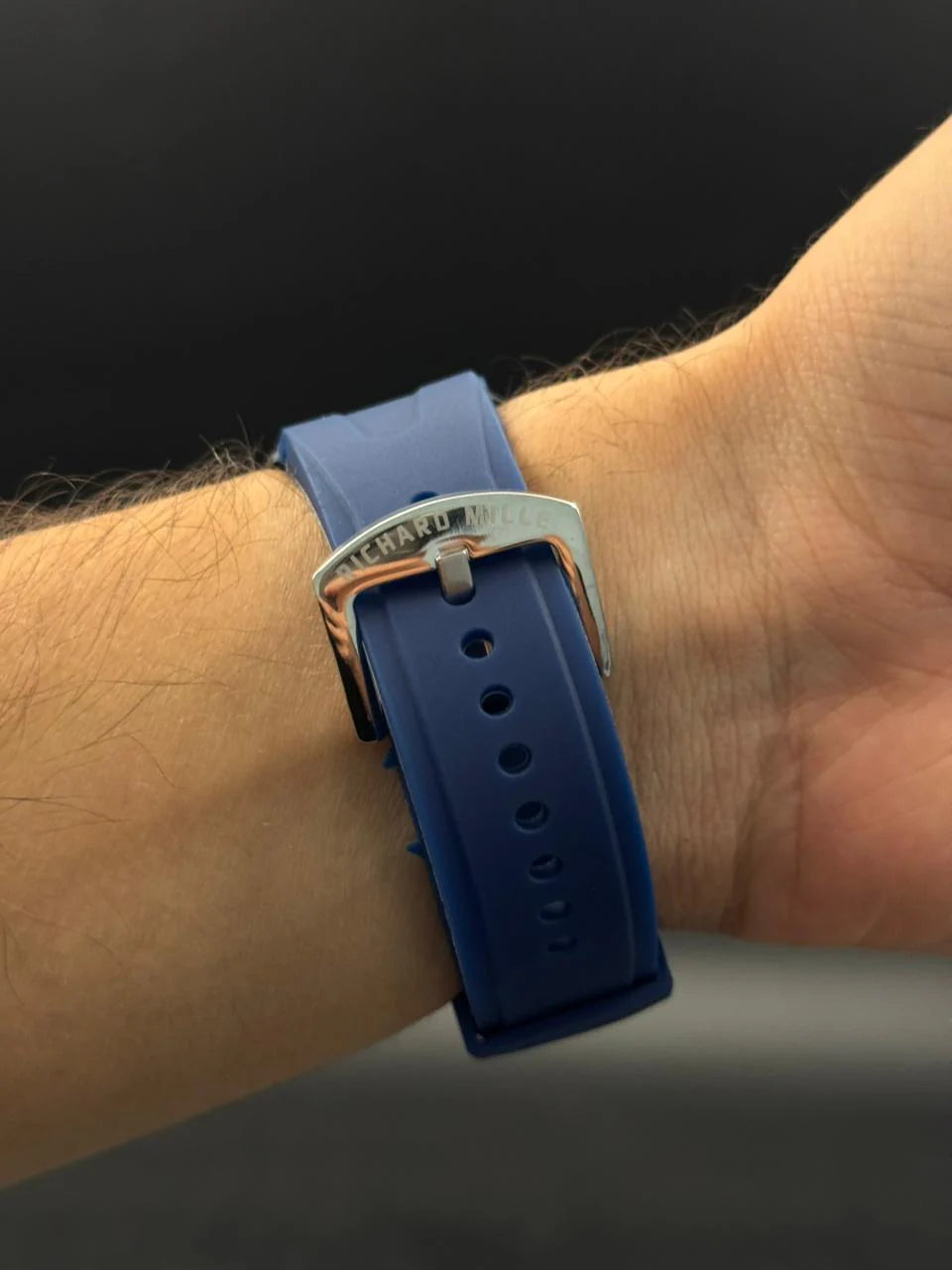 Reloj Rchrd Mll C7 Goma Azul con Tablero Negro | Luxury Deportivo Premium