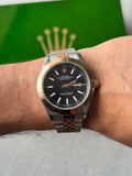 Reloj Bicolor Oro Rosa Texturizado con Esfera Negra | Elegancia Moderna Premium