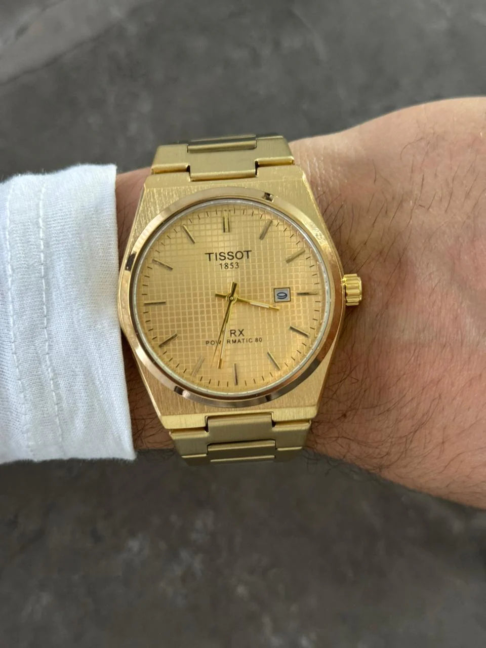 Reloj Metálico Dorado con Esfera Dorada | Estilo Luxury Clásico Premium
